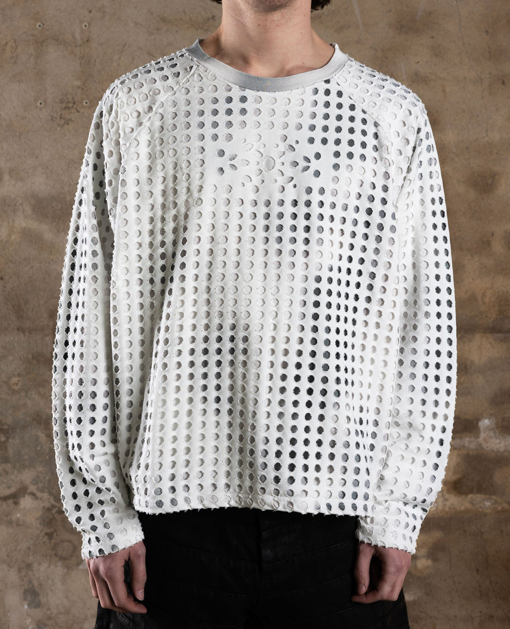 STEALTH CREWNECK